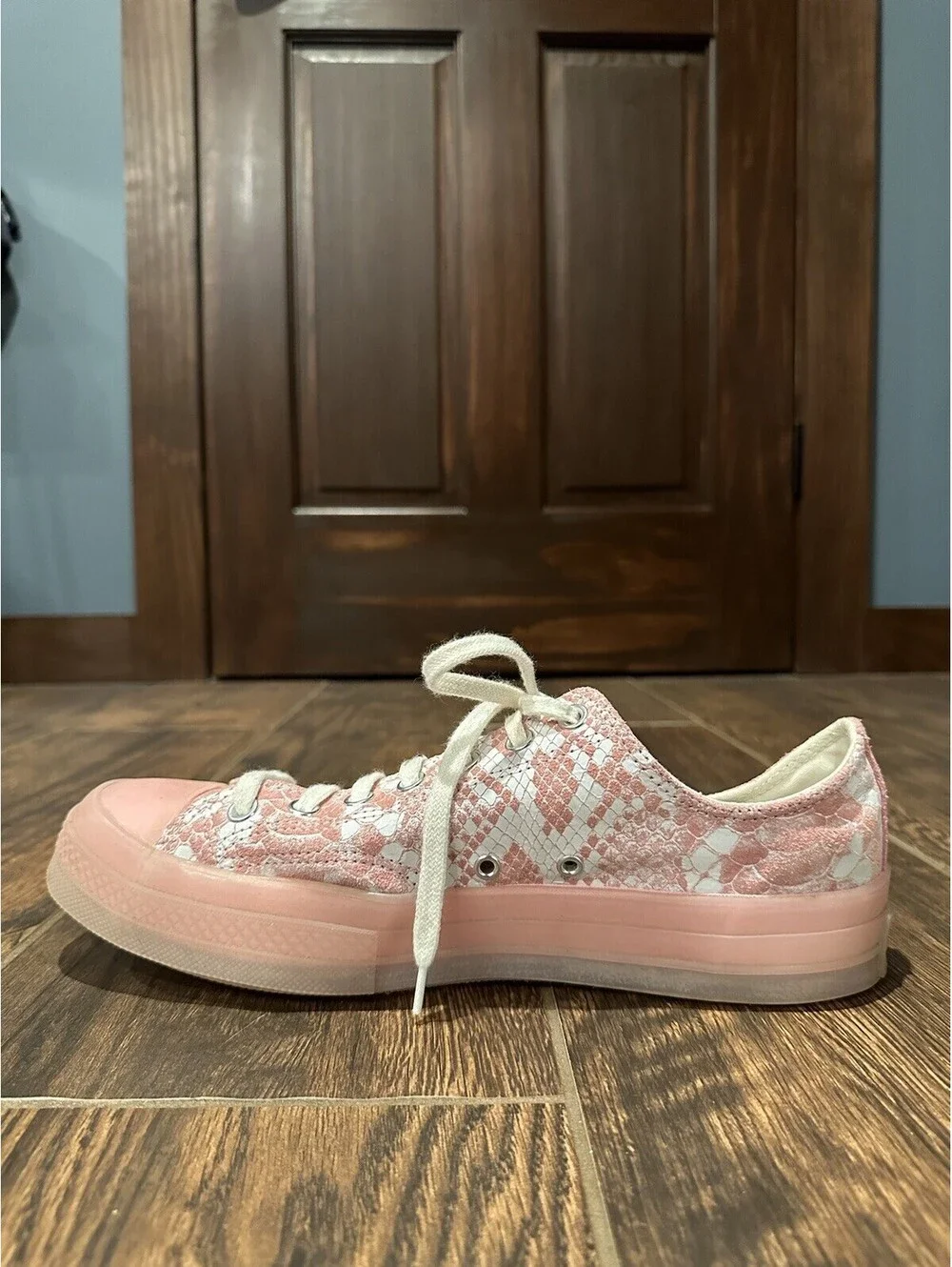 Converse Golf Le Fleur Pink Snake Skin Low Top Sneakers Size 10